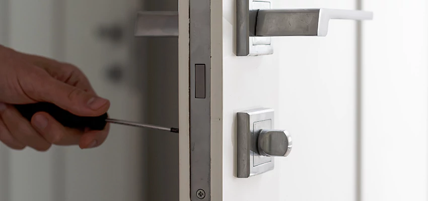 Key Programming Locksmith Open Now in Bakersfield, California